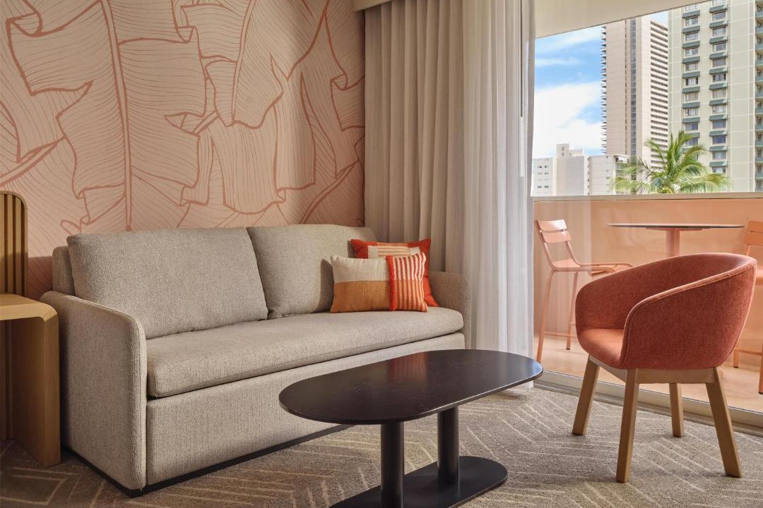 Waikiki Hotel | The Ambassador Hotel of Waikiki, Tapestry Collection by Hilton