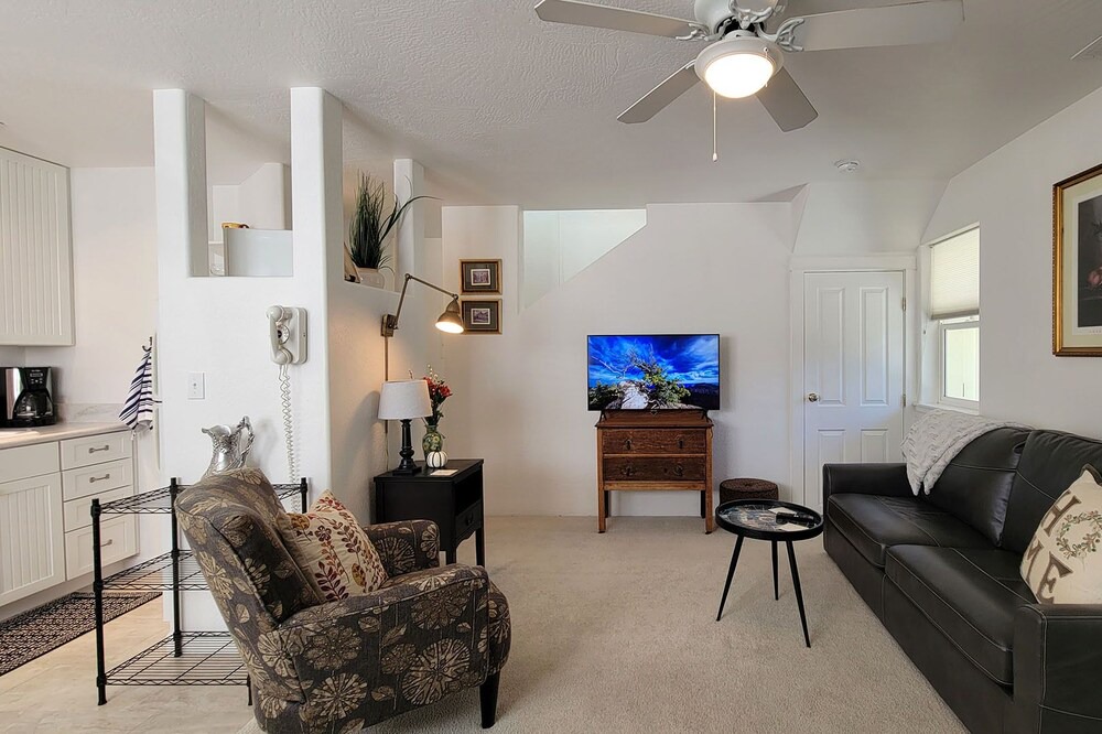 Photo of Bedroom in Historic Railroad District
