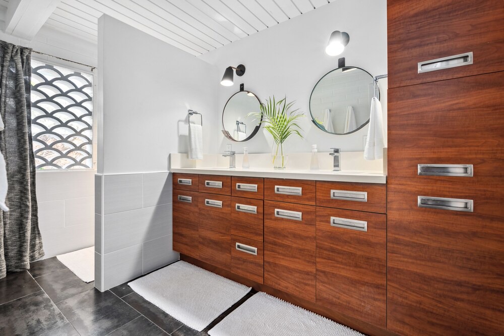Photo of Bathroom in Kailua