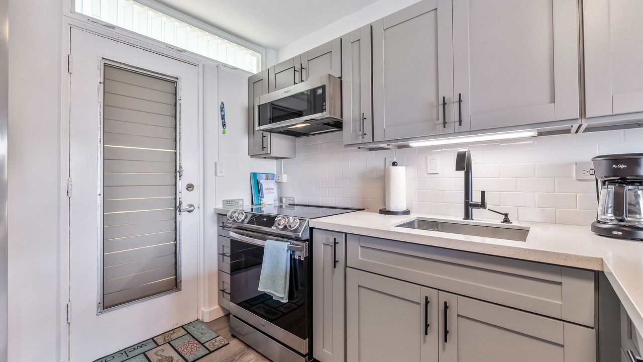 Photo of Kitchen in Makaha