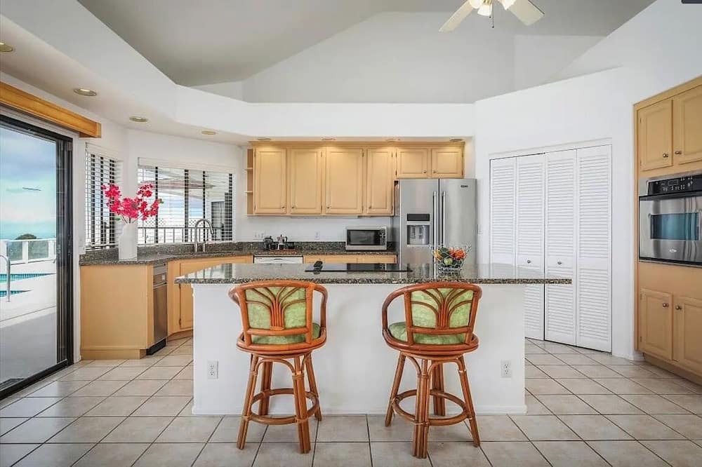 Photo of Kitchen in Holualoa