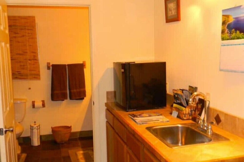 Photo of Kitchen in Milolii