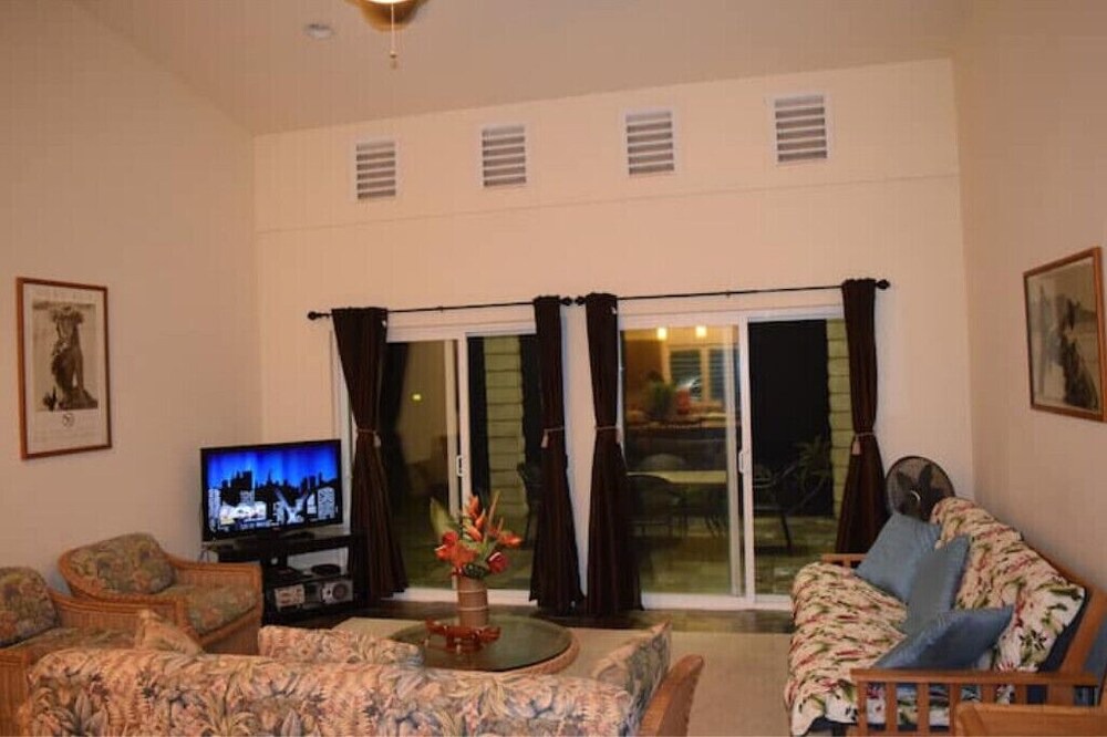 Photo of Livingroom in Milolii