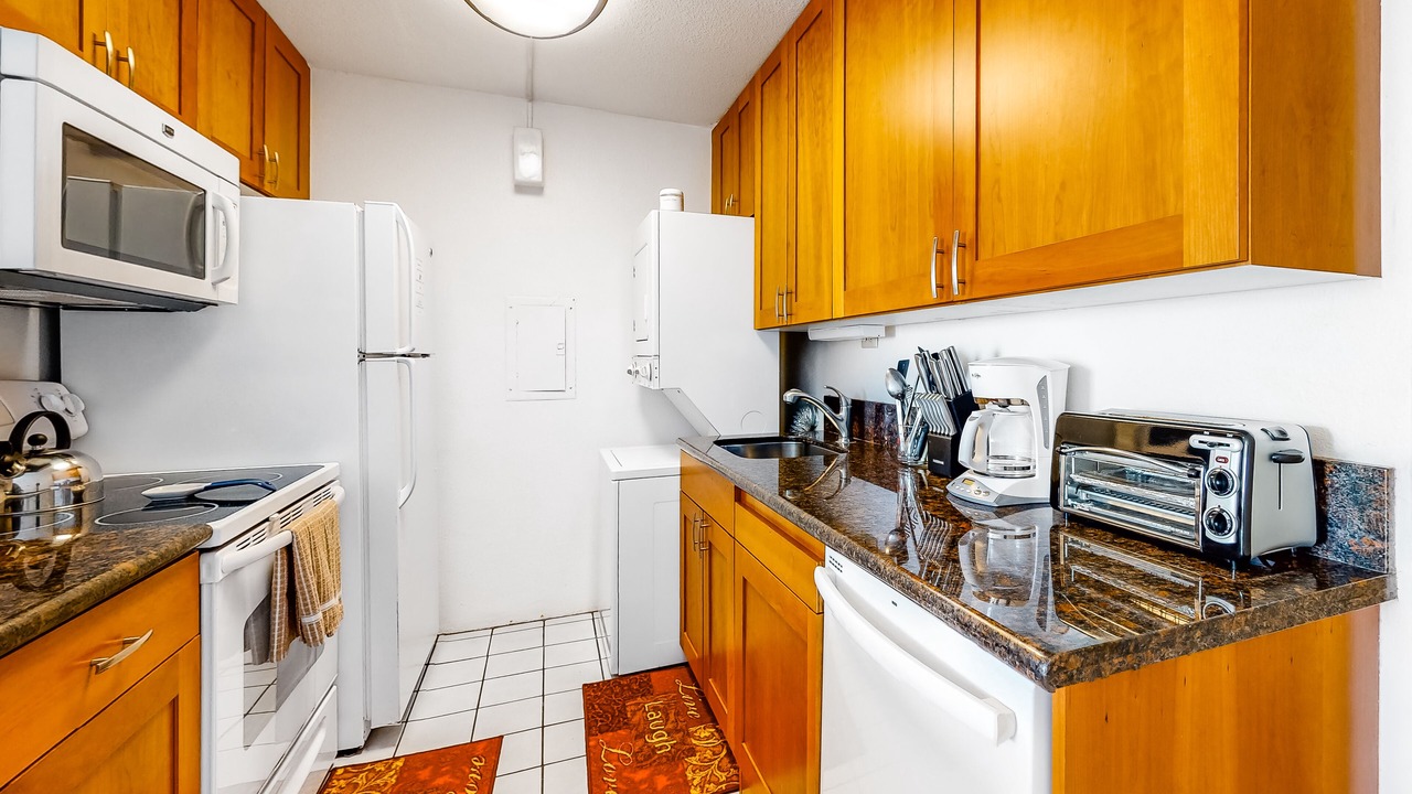 Photo of Kitchen in Maalaea