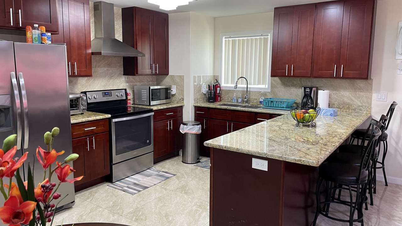 Photo of Kitchen in Diamond Head - Kapahulu - St. Louis