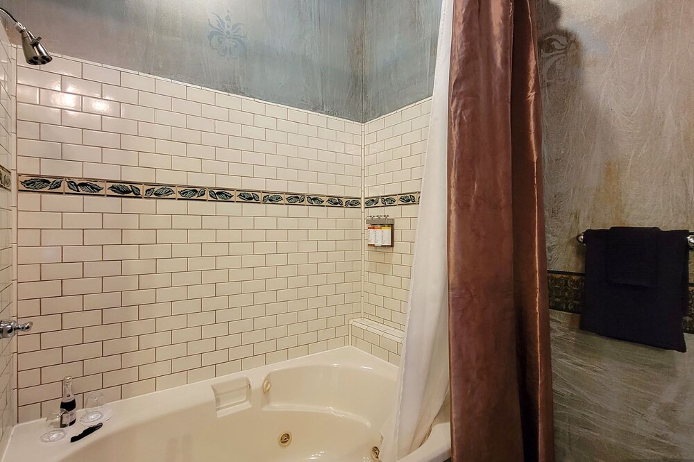 Photo of Bathroom in Historic Railroad District