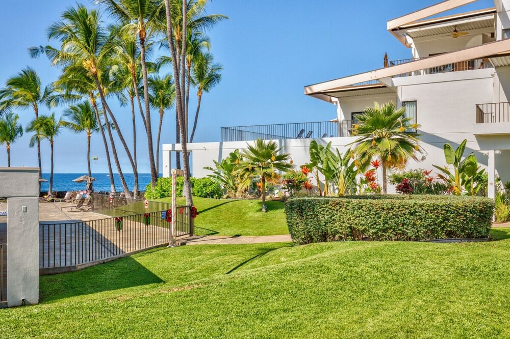 Photo of Patio Balcony in Historic Kailua Village