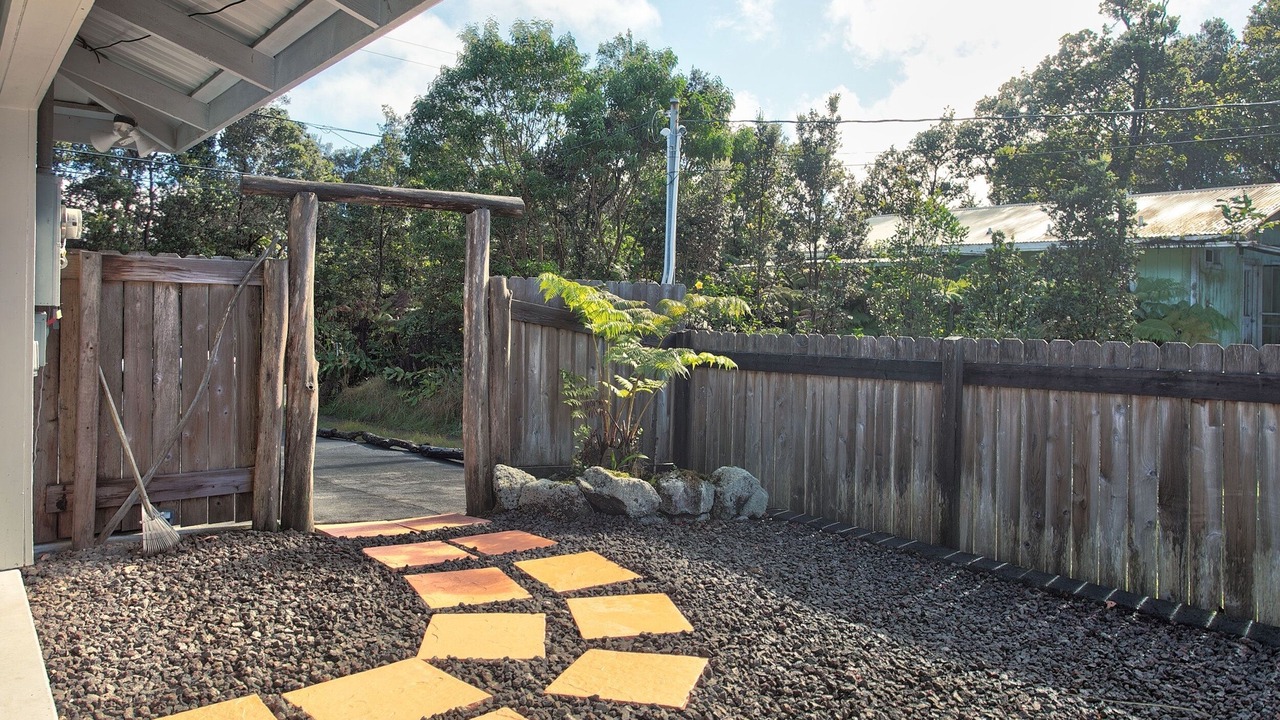 Photo of Patio Balcony in Ohia Estates