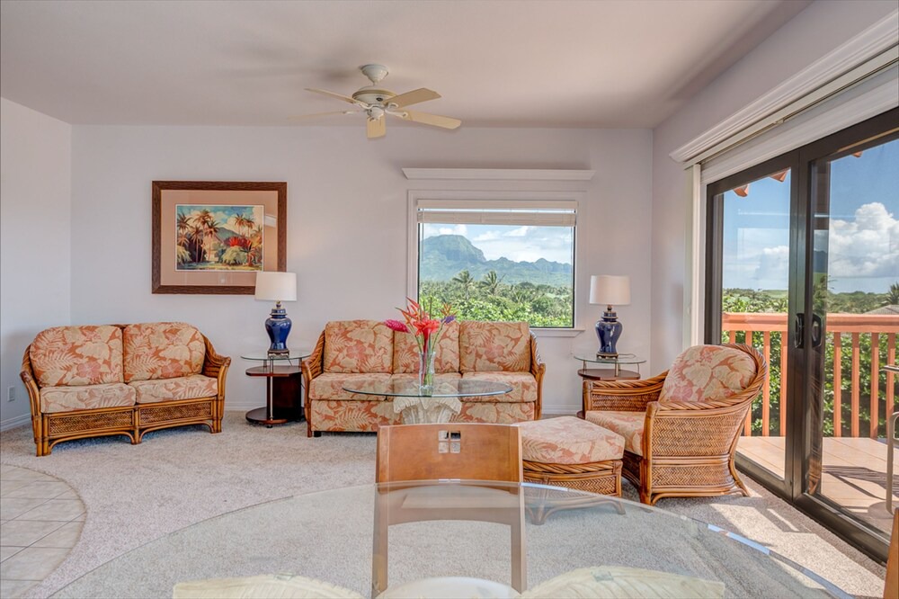 Photo of Livingroom in Poipu