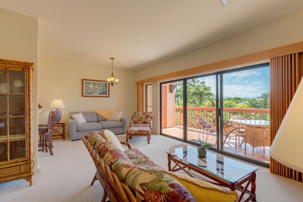 Photo of Livingroom in Poipu