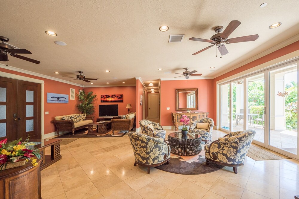 Photo of Livingroom in Poipu