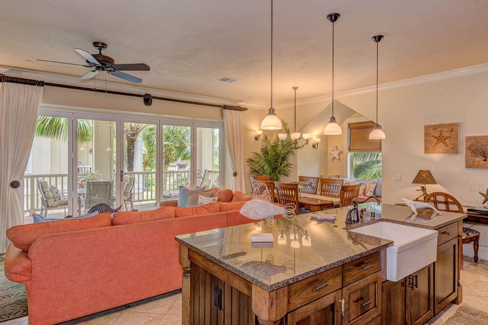 Photo of Livingroom in Poipu