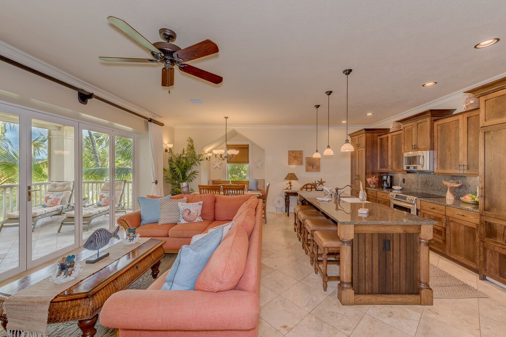 Photo of Livingroom in Poipu