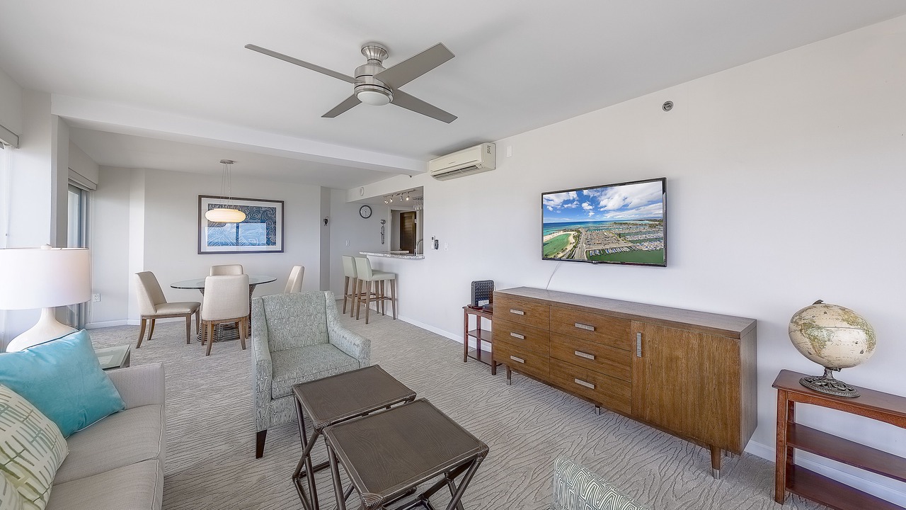 Photo of Bedroom in Waikiki