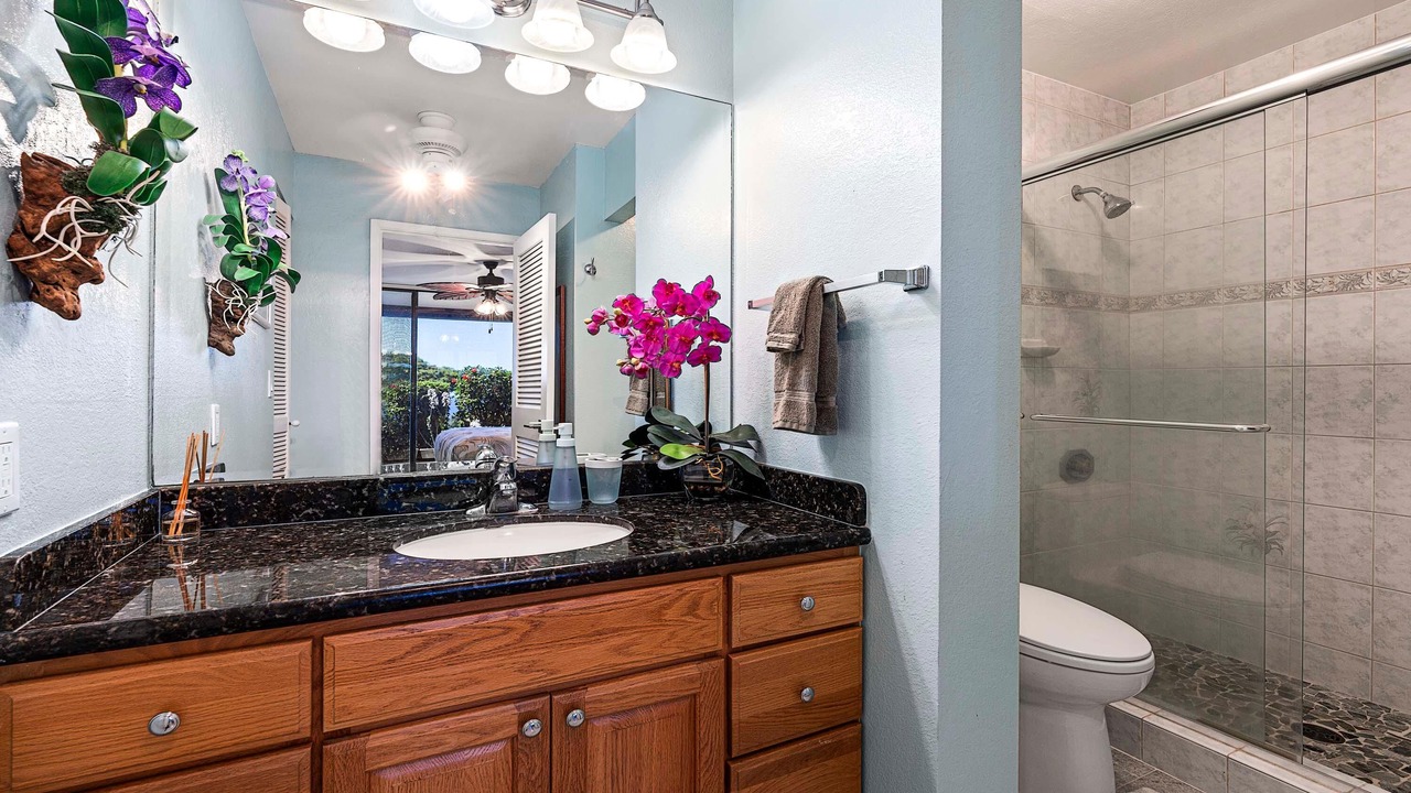 Photo of Bathroom in Historic Kailua Village