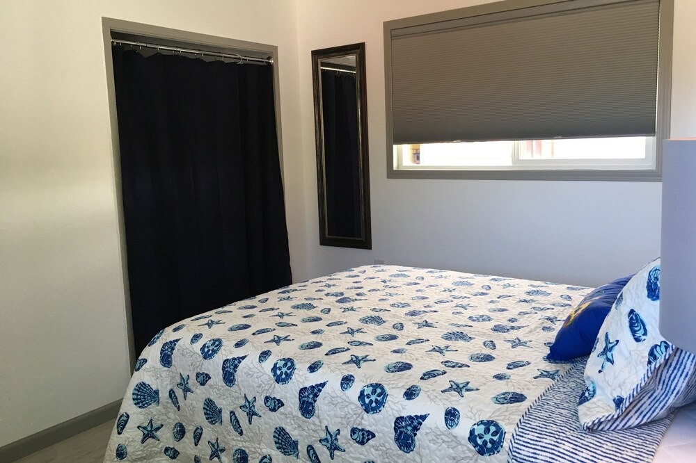 Photo of Bedroom in Ewa