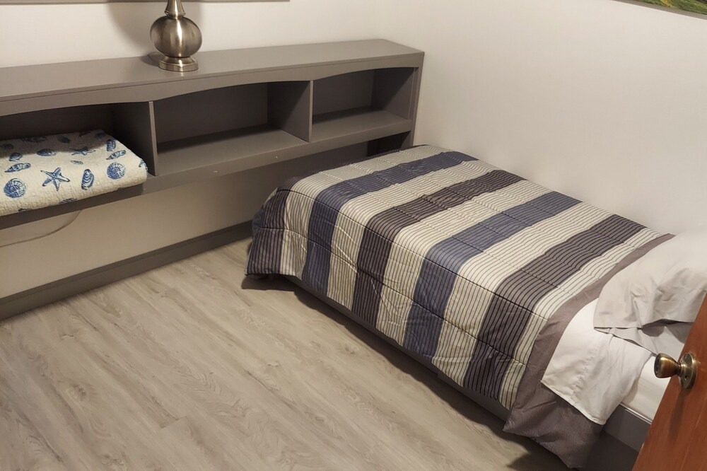 Photo of Bedroom in Ewa