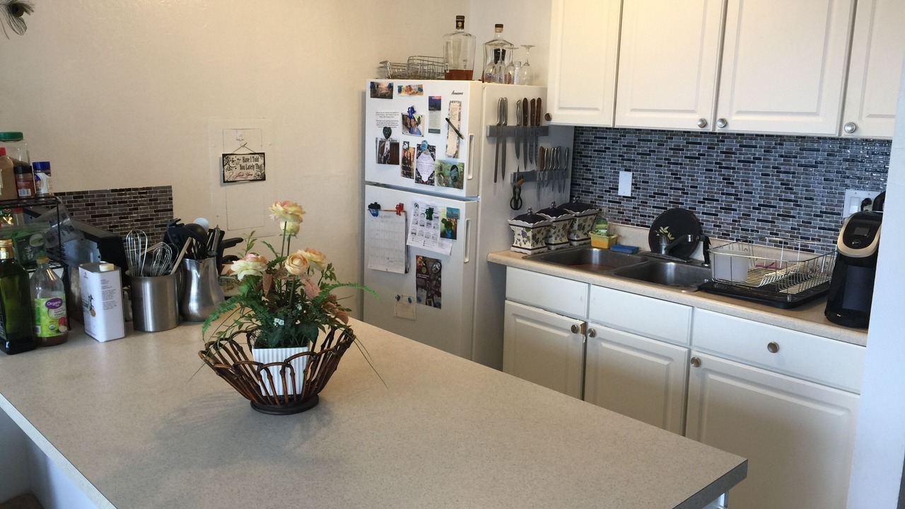 Photo of Kitchen in Makaha Valley