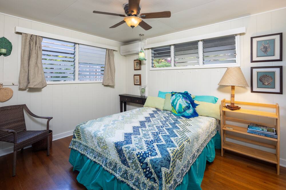 Photo of Bedroom in Lanikai