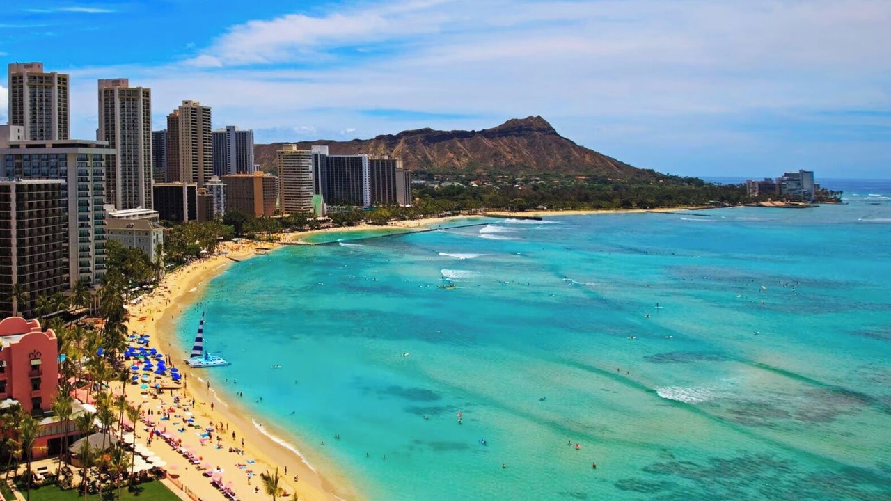 Photo of Others in Downtown Honolulu