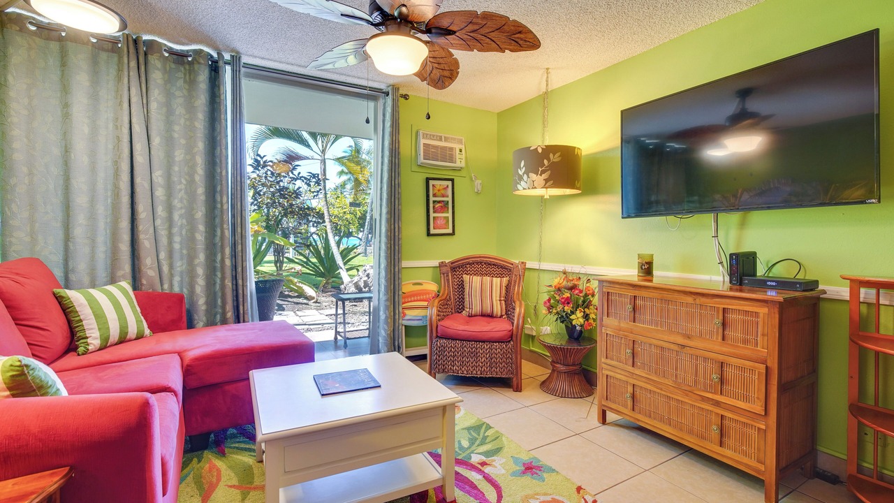 Photo of Others in Historic Kailua Village