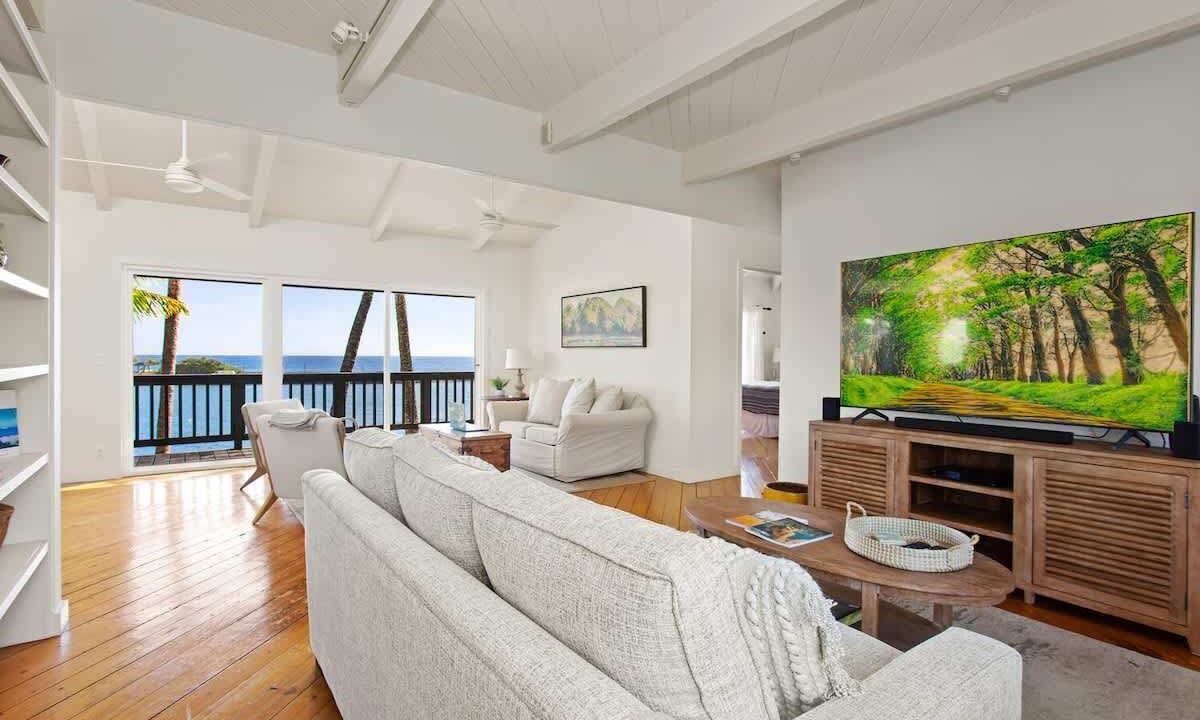 Photo of Bedroom in Poipu