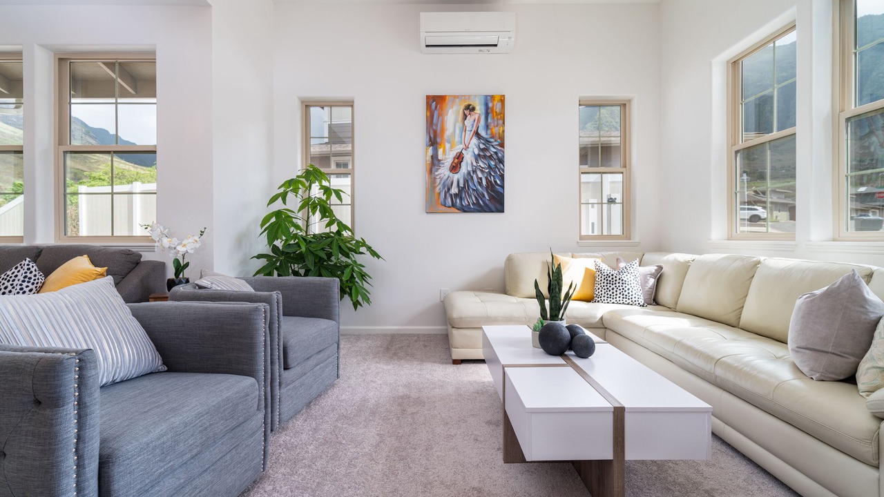 Photo of Livingroom in Makaha Valley