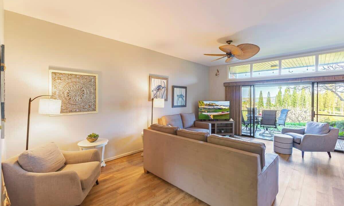 Photo of Livingroom in Kapalua