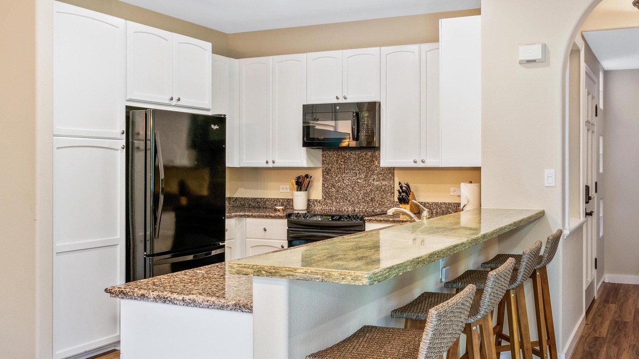 Photo of Kitchen in Waikoloa