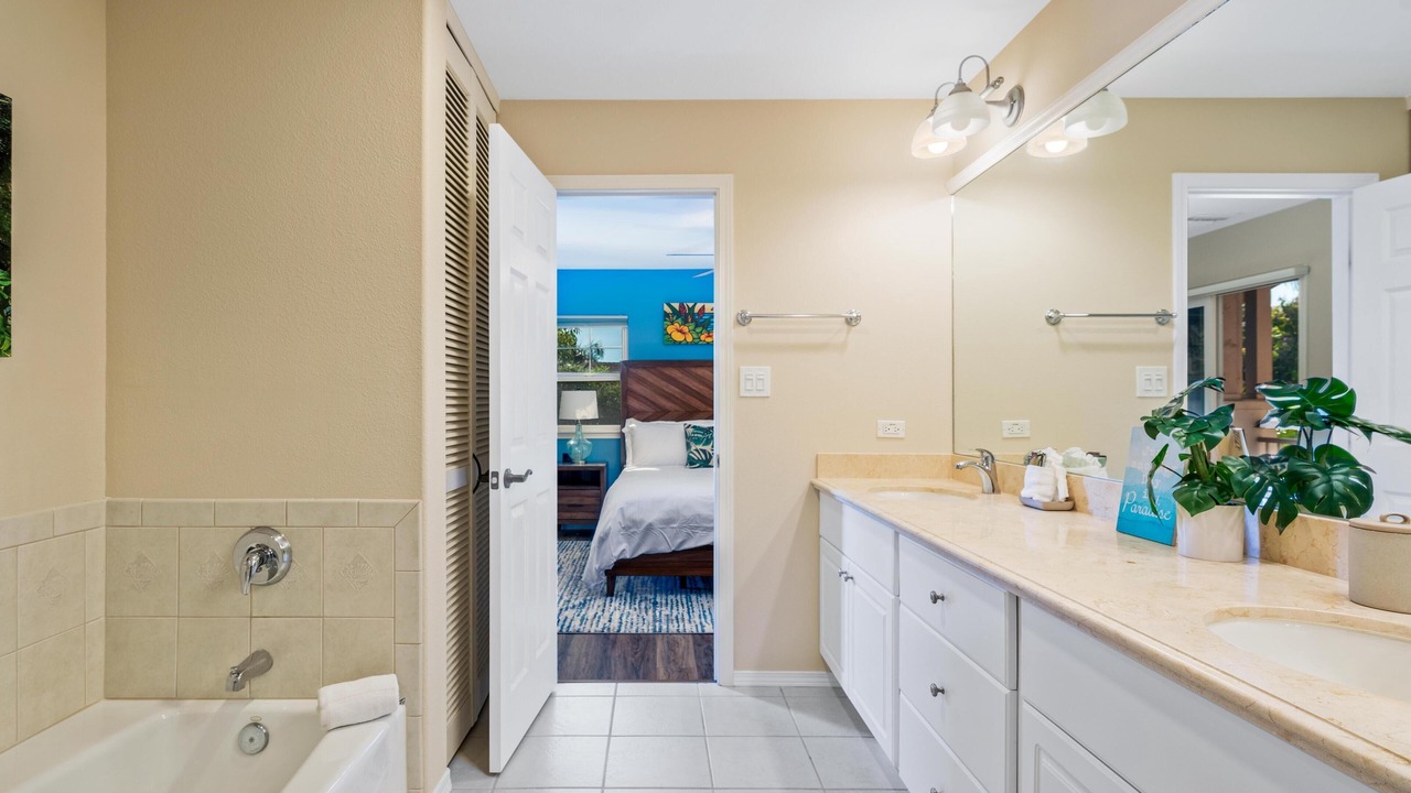 Photo of Bathroom in Waikoloa
