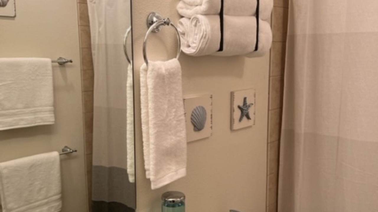 Photo of Bathroom in Kapolei
