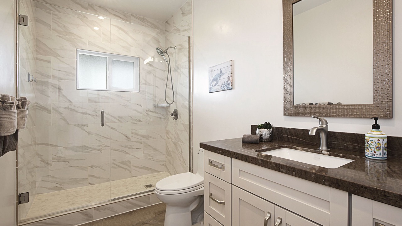 Photo of Bathroom in Poipu
