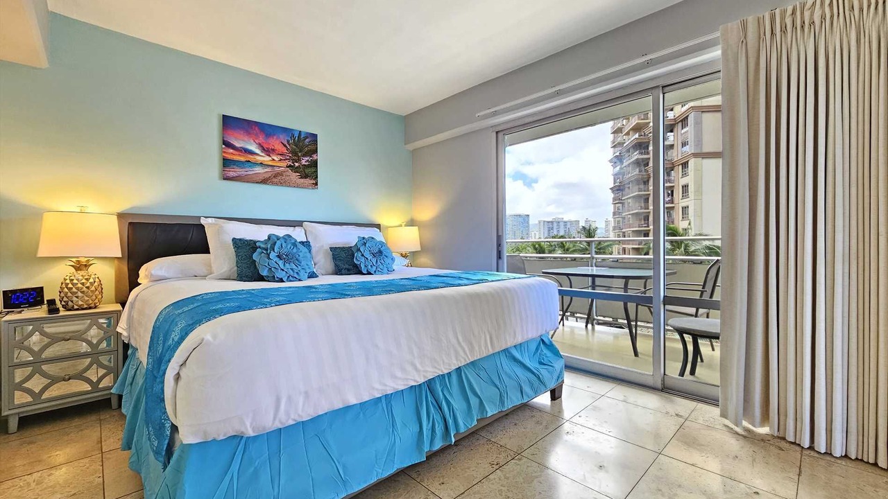 Photo of Bedroom in Waikiki