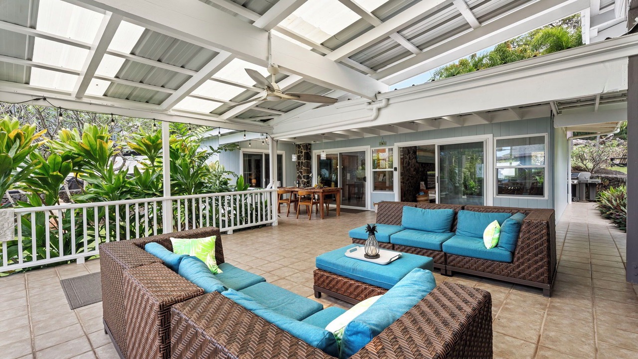 Photo of Outdoor in Kahaluu Bay