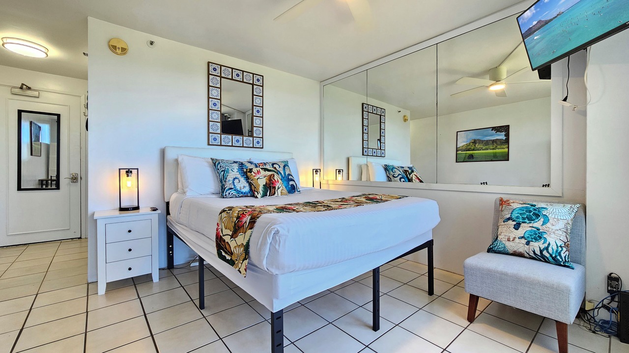 Photo of Bedroom in Waikiki