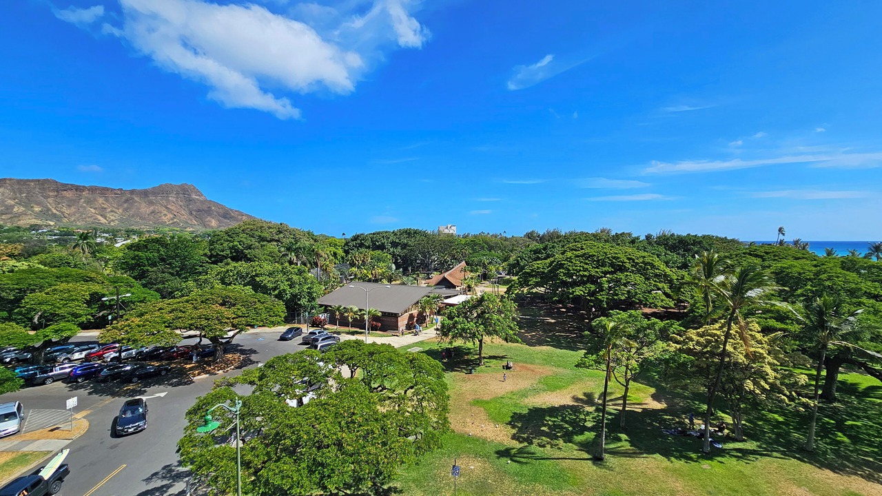 Photo of Others in Waikiki