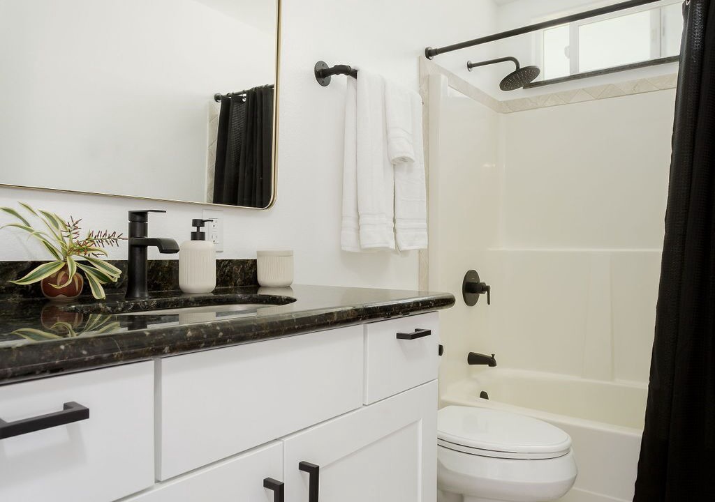 Photo of Bathroom in Keaau