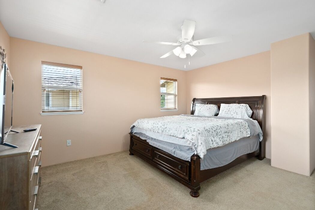 Photo of Bedroom in Ewa Villages