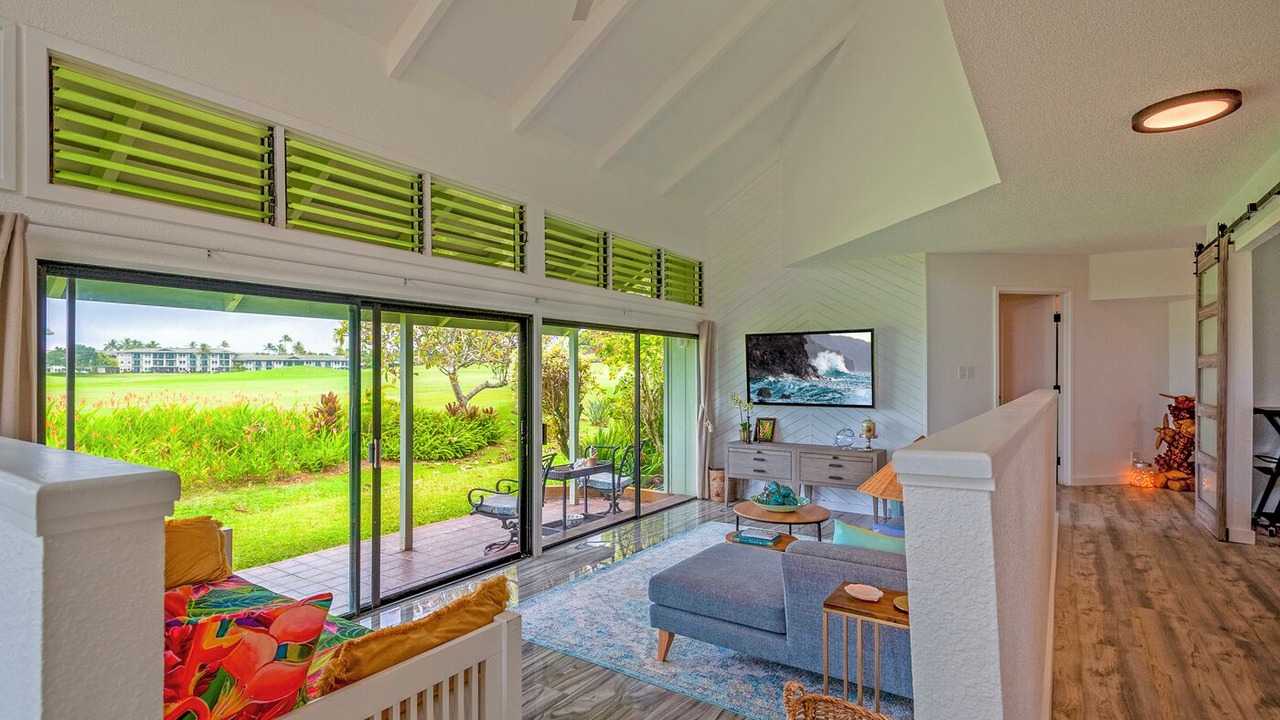 Photo of Livingroom in Princeville
