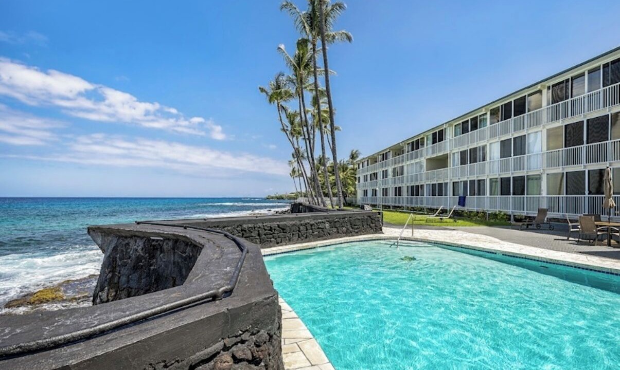 Photo of Outdoor in Kahaluu Bay