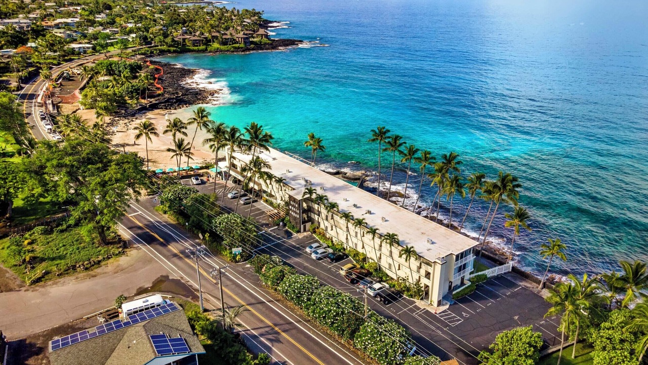 Photo of Outdoor in Kahaluu Bay