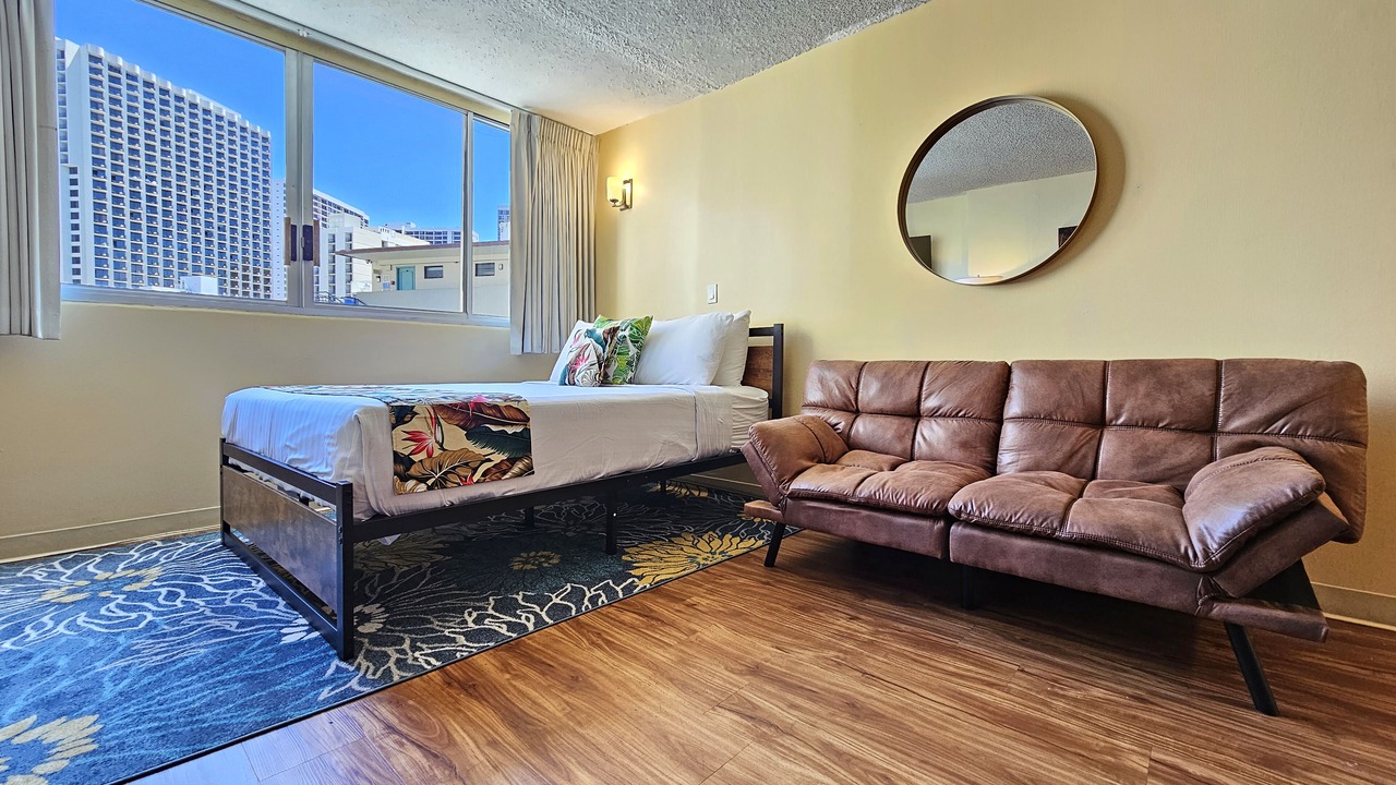 Photo of Bedroom in Waikiki