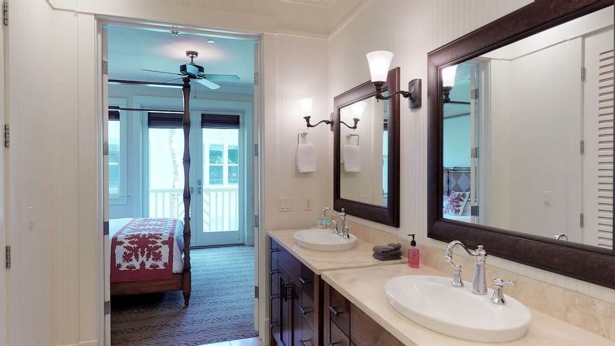 Photo of Bedroom in Poipu