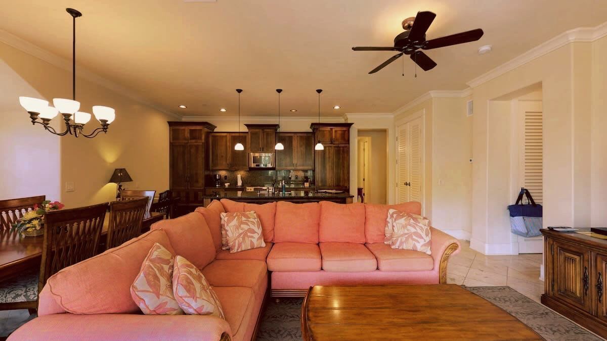 Photo of Livingroom in Poipu