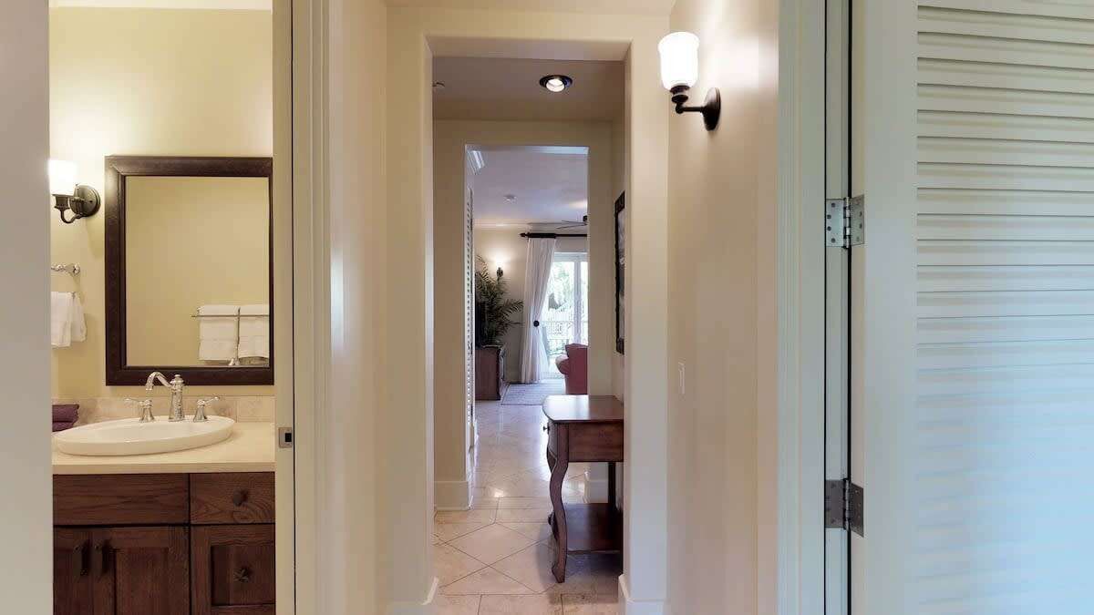 Photo of Bathroom in Poipu
