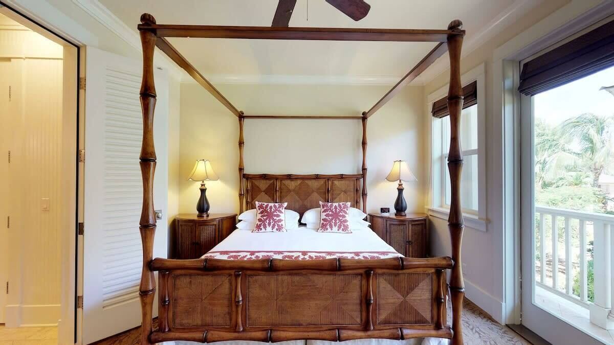 Photo of Bedroom in Poipu
