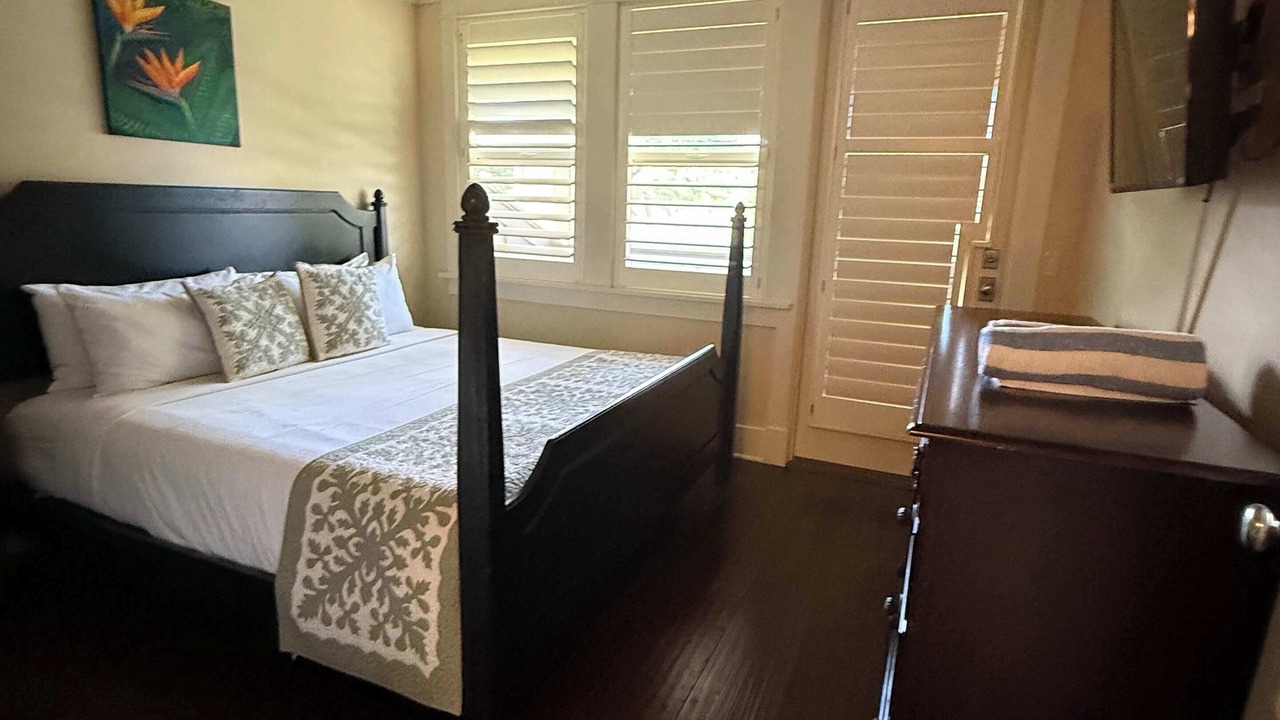 Photo of Bedroom in Poipu