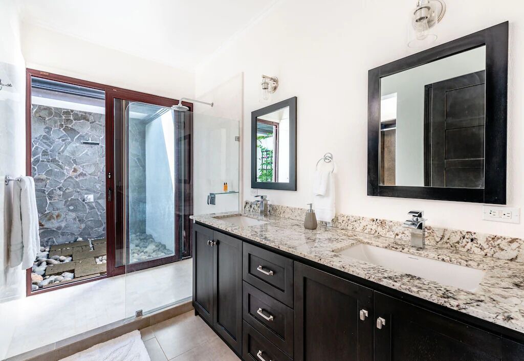 Photo of Bathroom in Hauula