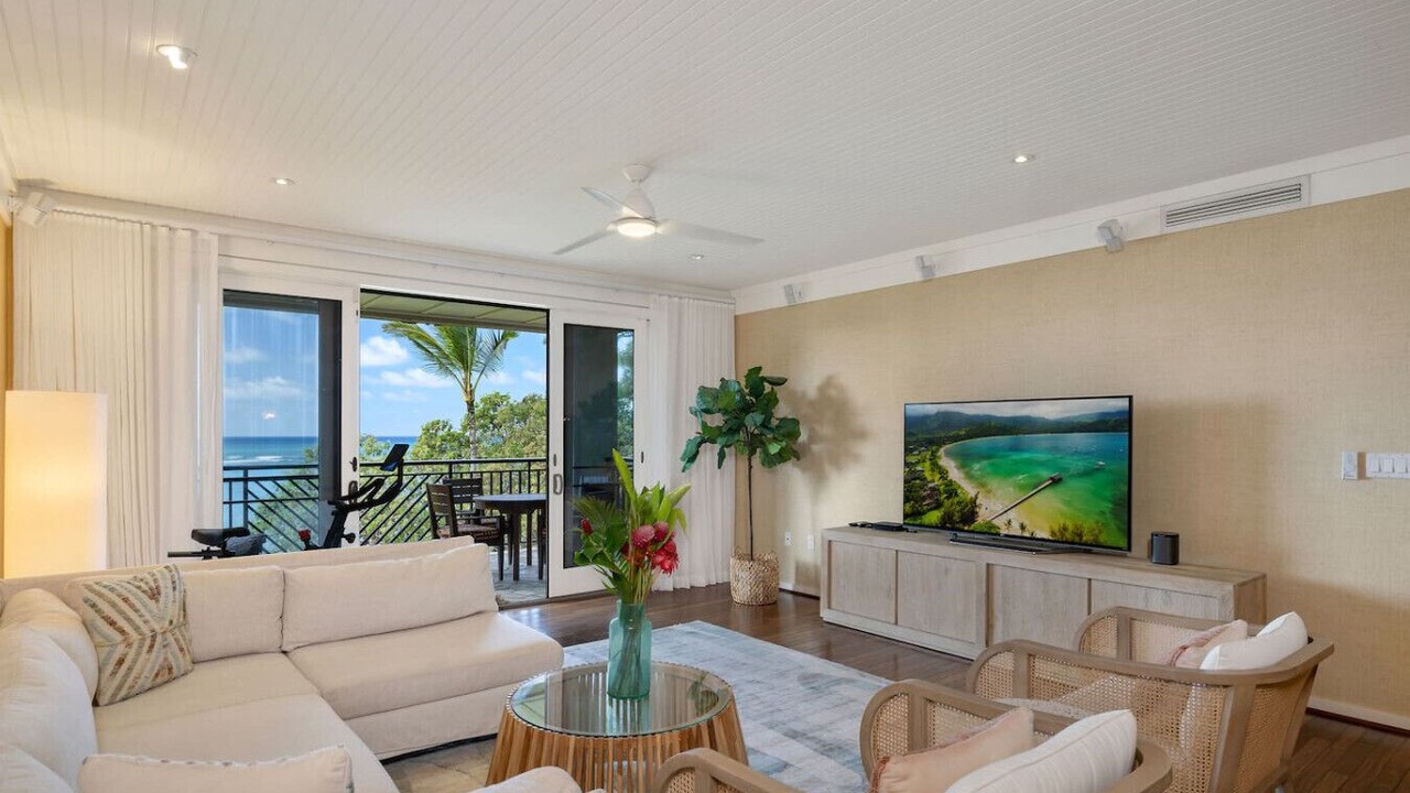 Photo of Livingroom in Kahuku