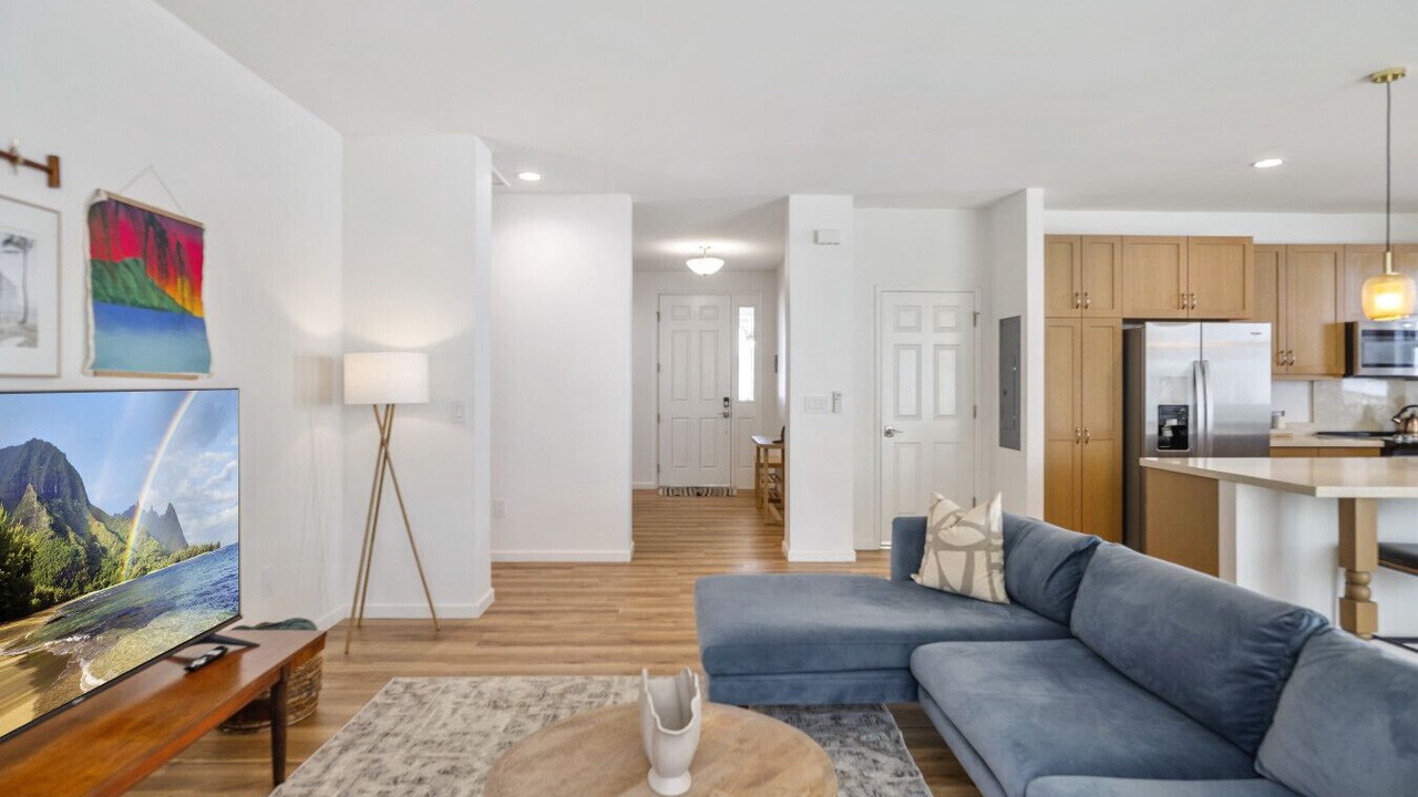 Photo of Livingroom in Makaha Valley
